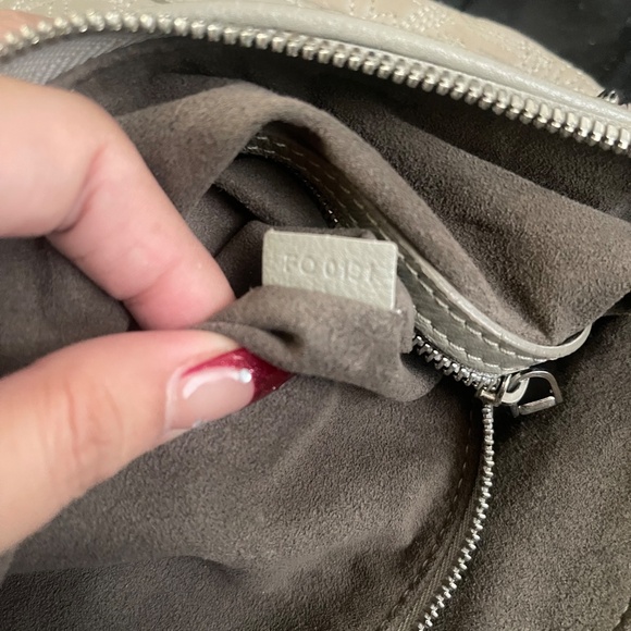 Authentic LV Antheia Ixia PM handbag - Picture 4 of 9